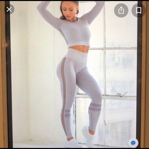 Bombshell Sportswear Pro Seamless Leggings- M/L